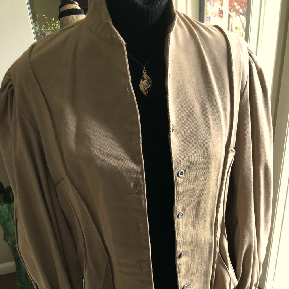 Unique Frontier Classics Lite Wright Jacket …. Size Large Non smoking home